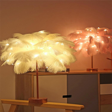 Fjäderlampa – Nordisk Bordslampa med Fjädrar för Sovrum & Inredning